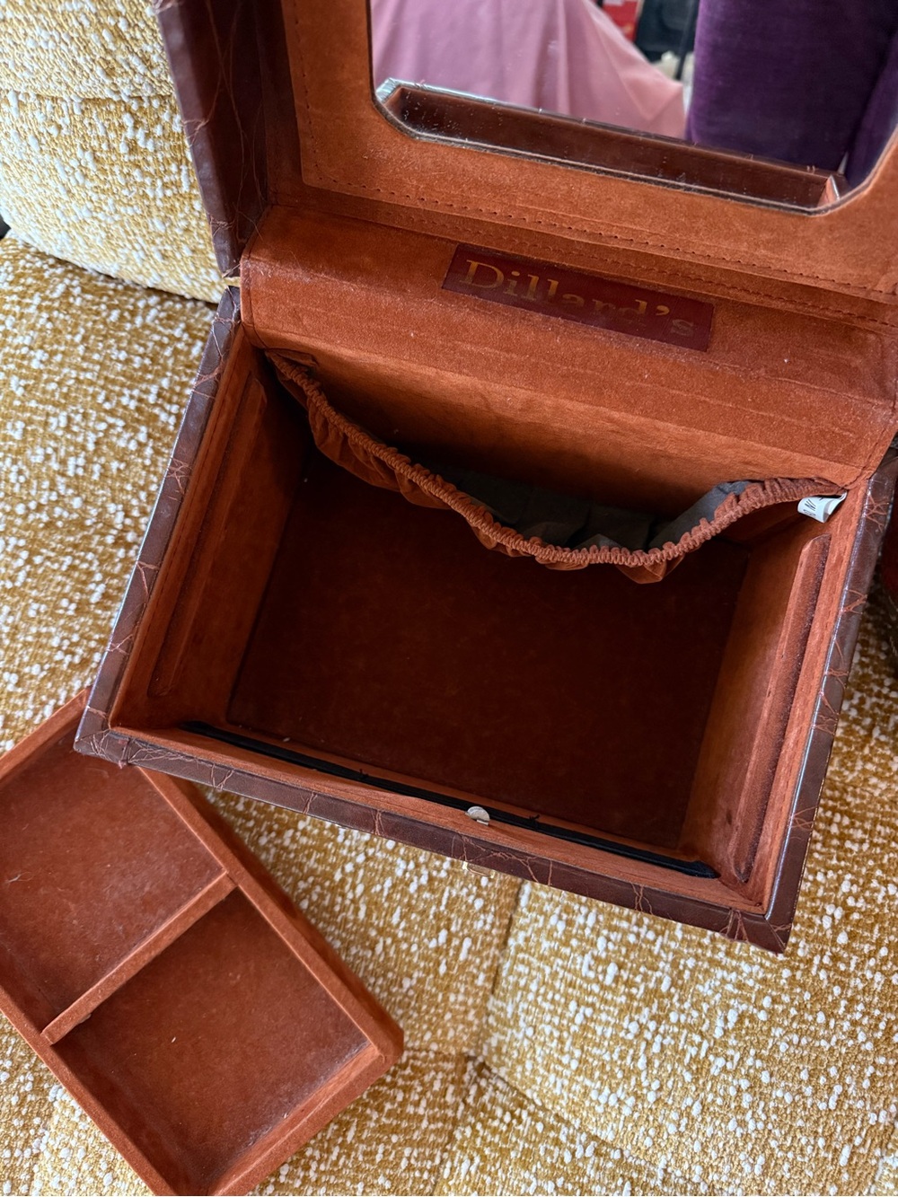 Vintage Dillard’s Crocodile Leather Jewelry Case - Picture 5 of 7
